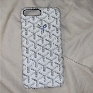 White Goyard IPhone 8 Plus case